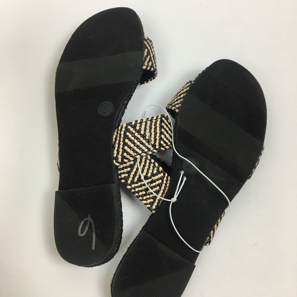 Universal Thread Anniemae Woven Sandal Slides - Picture 6 of 7